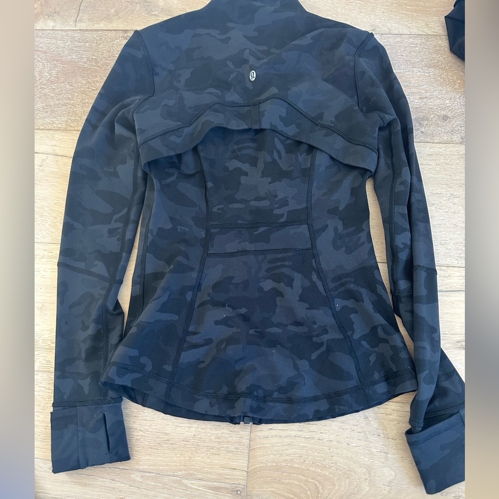Lululemon Zip Front Define Jacket - image 3